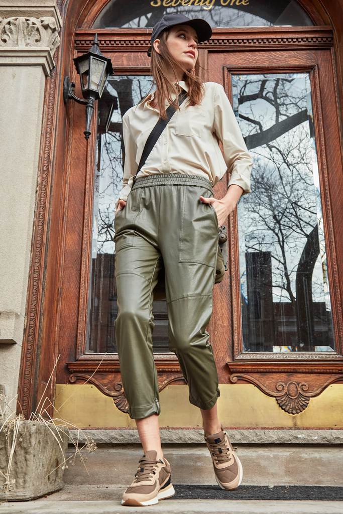 Lyssé New York's premier brand for faux leather leggings and joggers hits Belle Divino!