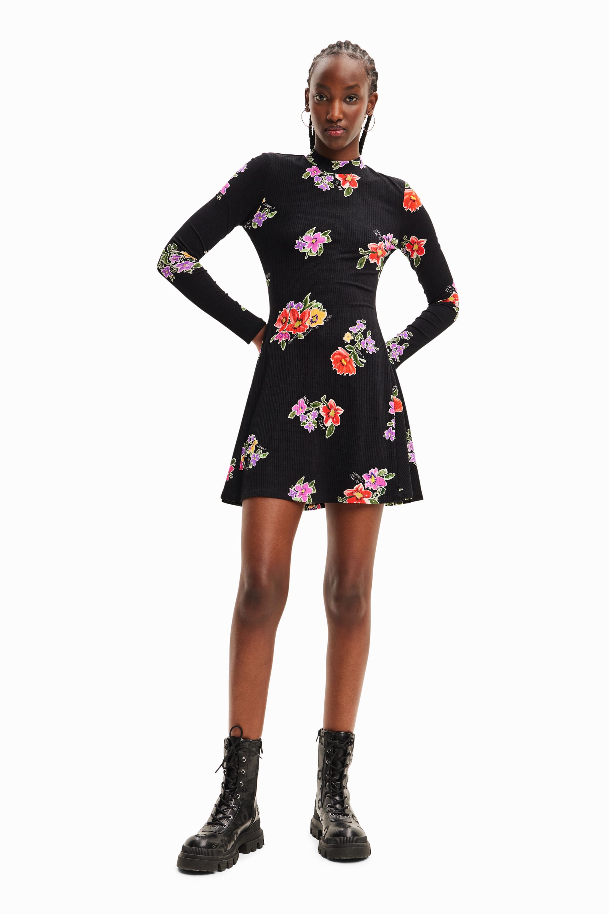 Desigual Petony Long Sleeve Short Floral Jersey Dress 23WWVK29 Belle Divino Desigual Petony Long Sleeve Short Floral Jersey Dress 23WWVK29 Belle Divino